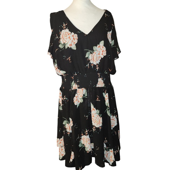 torrid Dresses & Skirts - Torrid Womens Plus Size 2 Black Floral Rose Smocked Waist Tiered Chiffon Dress